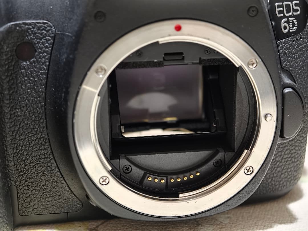 【美品】Canon 6D本体 +Canon& TAMRONレンズ2本セット