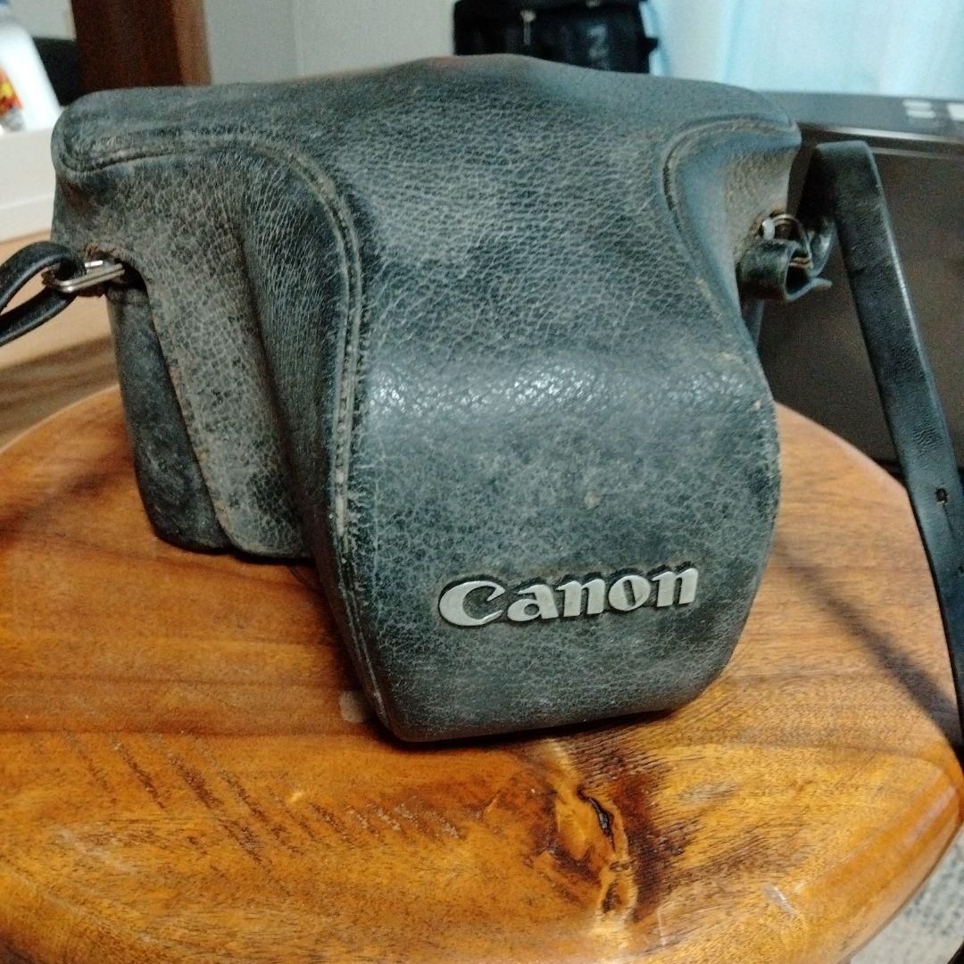 Canonカメラ5台とレンズ2個