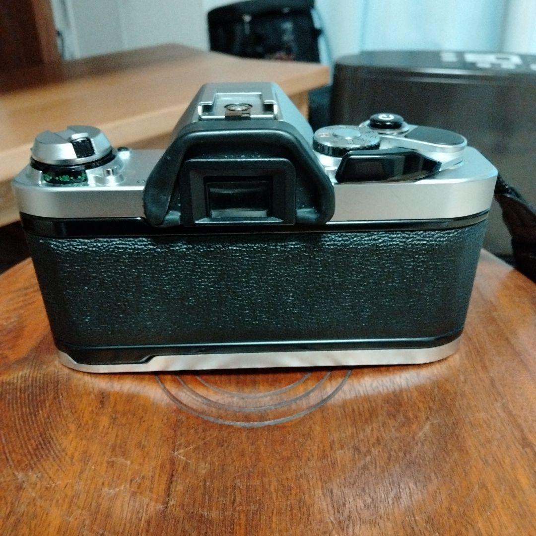 Canonカメラ5台とレンズ2個