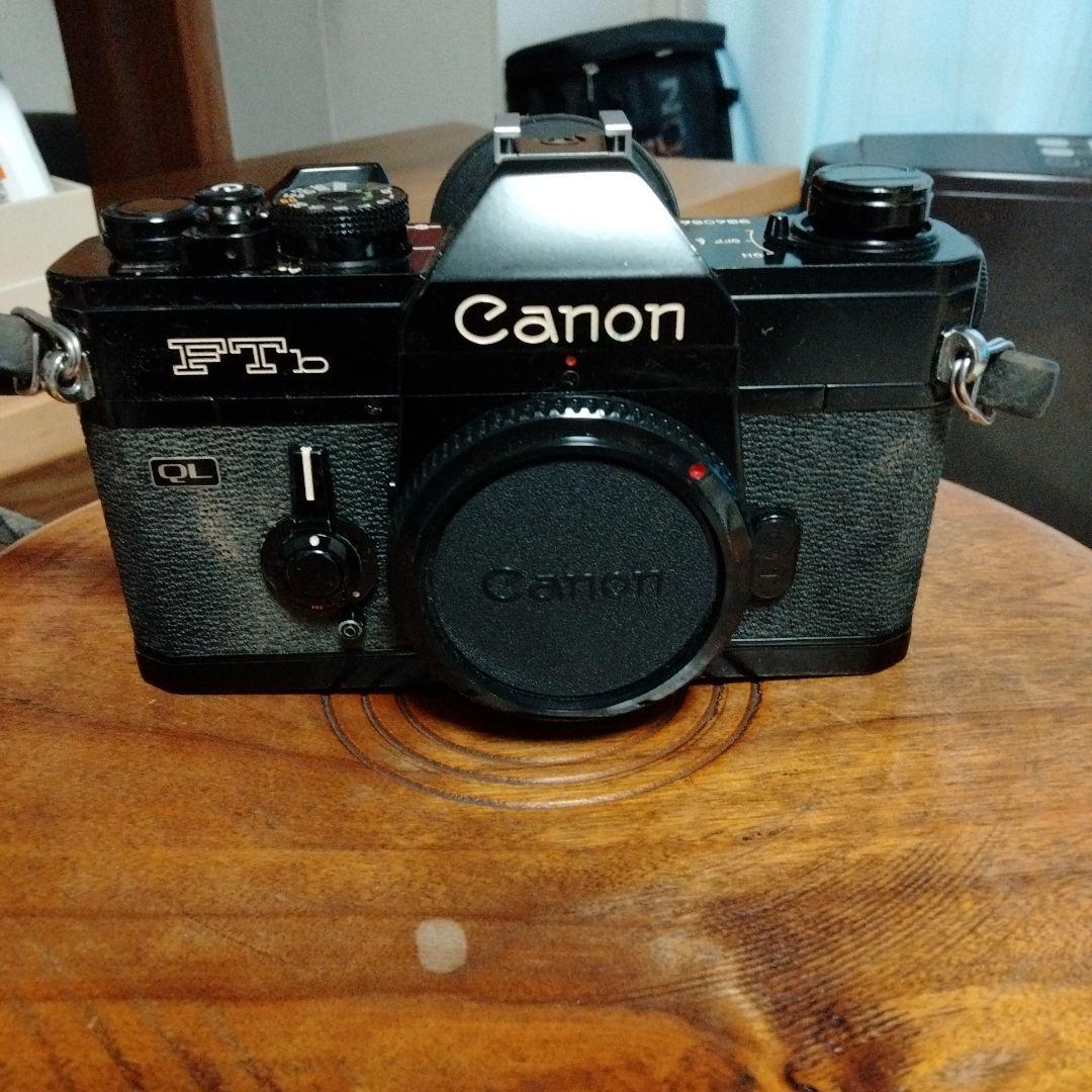 Canonカメラ5台とレンズ2個