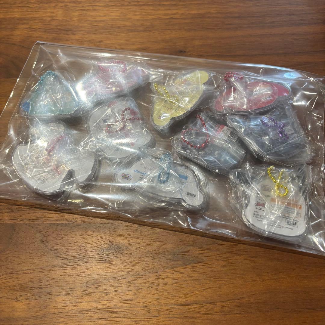 サンリオ　ミニチュアパッケージチャーム　チョコボーロ　コンプリート　キティちゃん