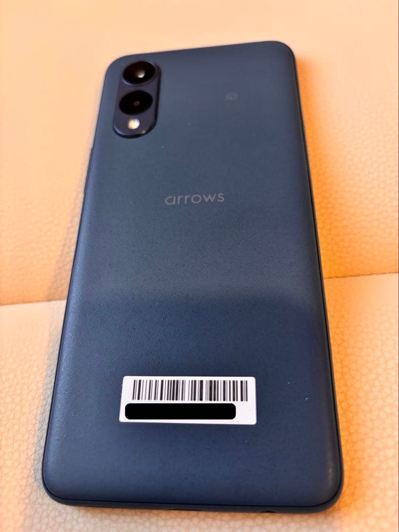 arrows FCG02 スマートフォン本体　64GB