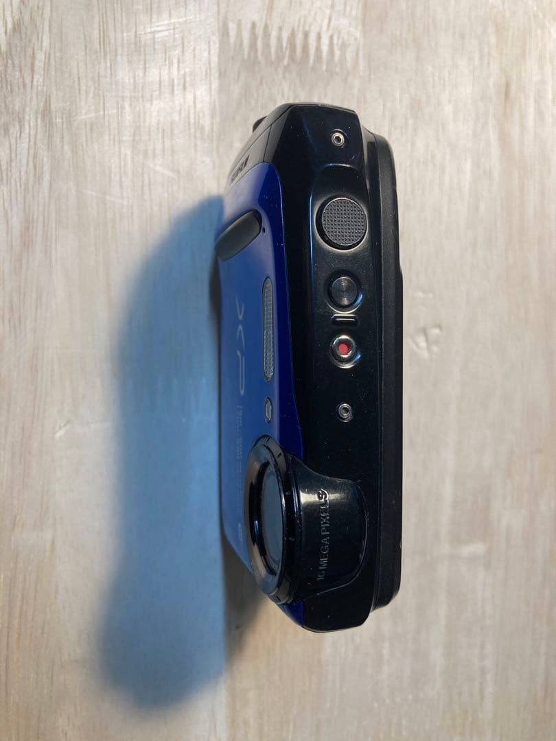 fine pix xp90 予備バッテリーつき