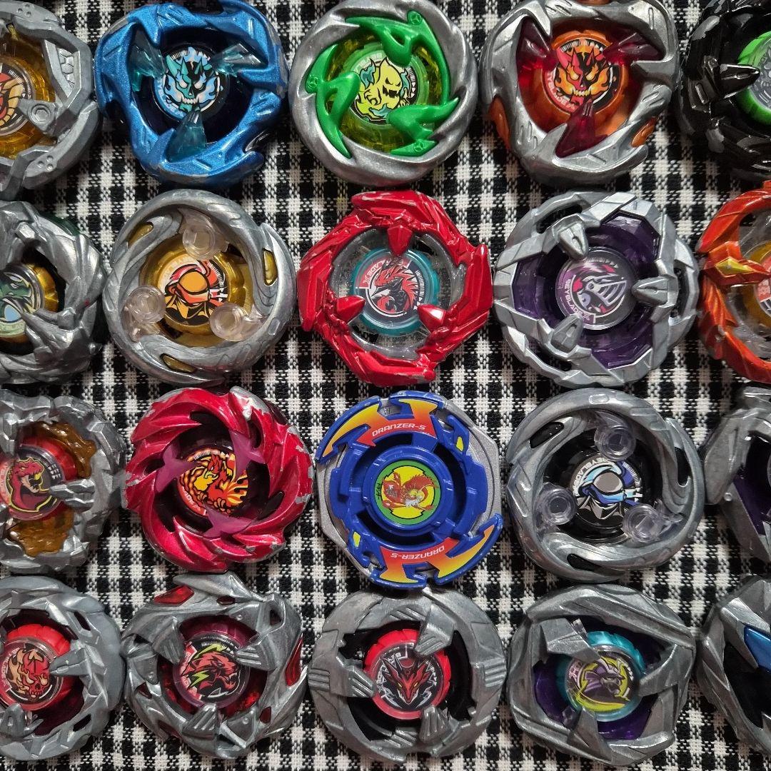 ベイブレード ブレードのみ 77個 引退品 ⚠️使用済み⚠️傷あり