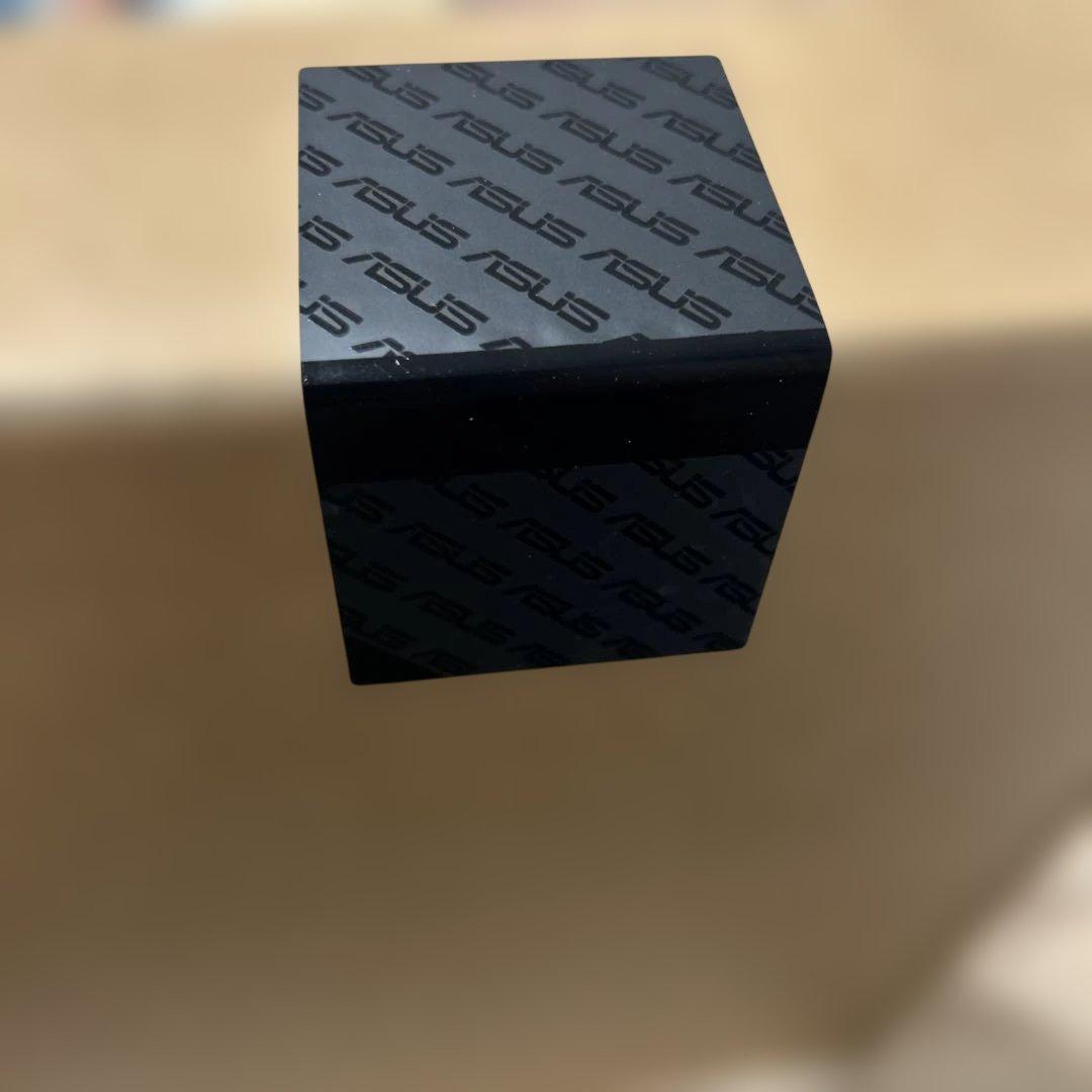 ASUS Vivobook E1404F ノートPC