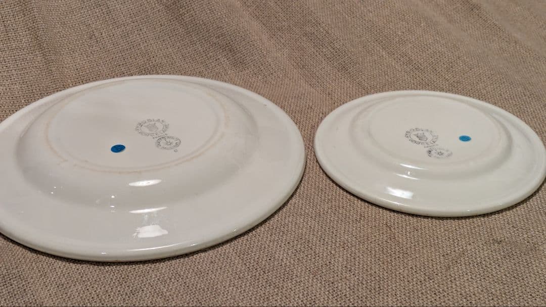 おひとりさま暮らし フランス海軍使用 ビンテージ 中皿小皿 プレート2枚セット