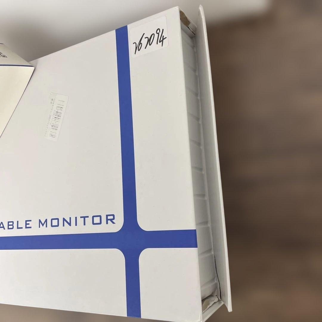 262094モバイルモニター 4k 16 インチ有機EL OLED