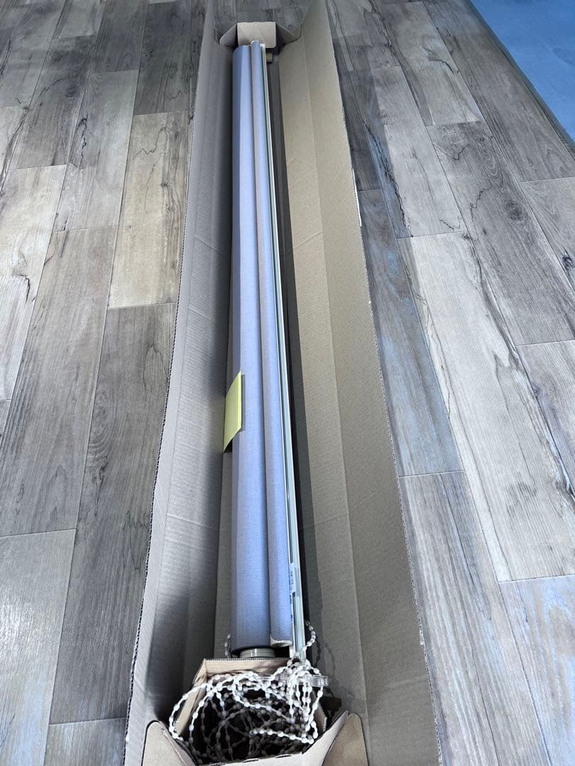 ロールスクリーン　サルト　オーダー品　幅140㎝（生地幅136㎝）