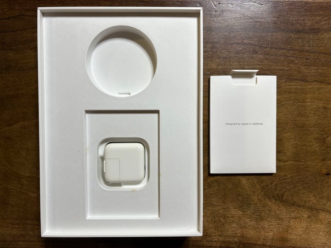 iPad 第6世代 Wi-Fi + Cellularモデル 32GB