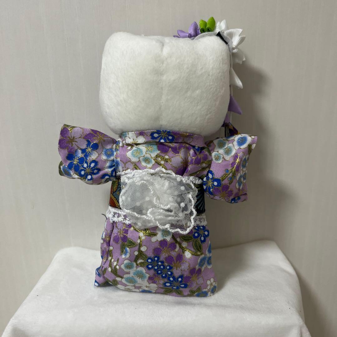 ハローキティ　西陣織 紫　着物　ぬいぐるみ