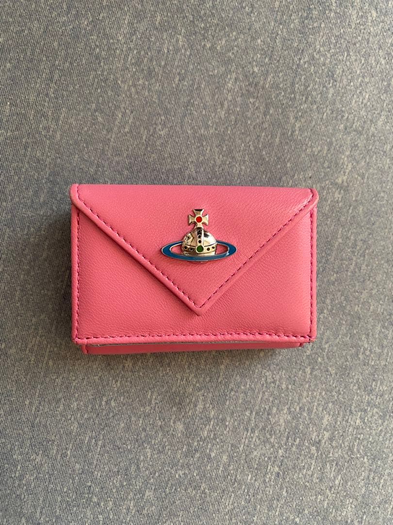 ヴィヴィアン　ピンクレザー　ミニ財布