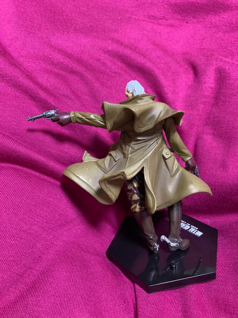 コナミフィギュアコレクション メタルギアソリッド 2