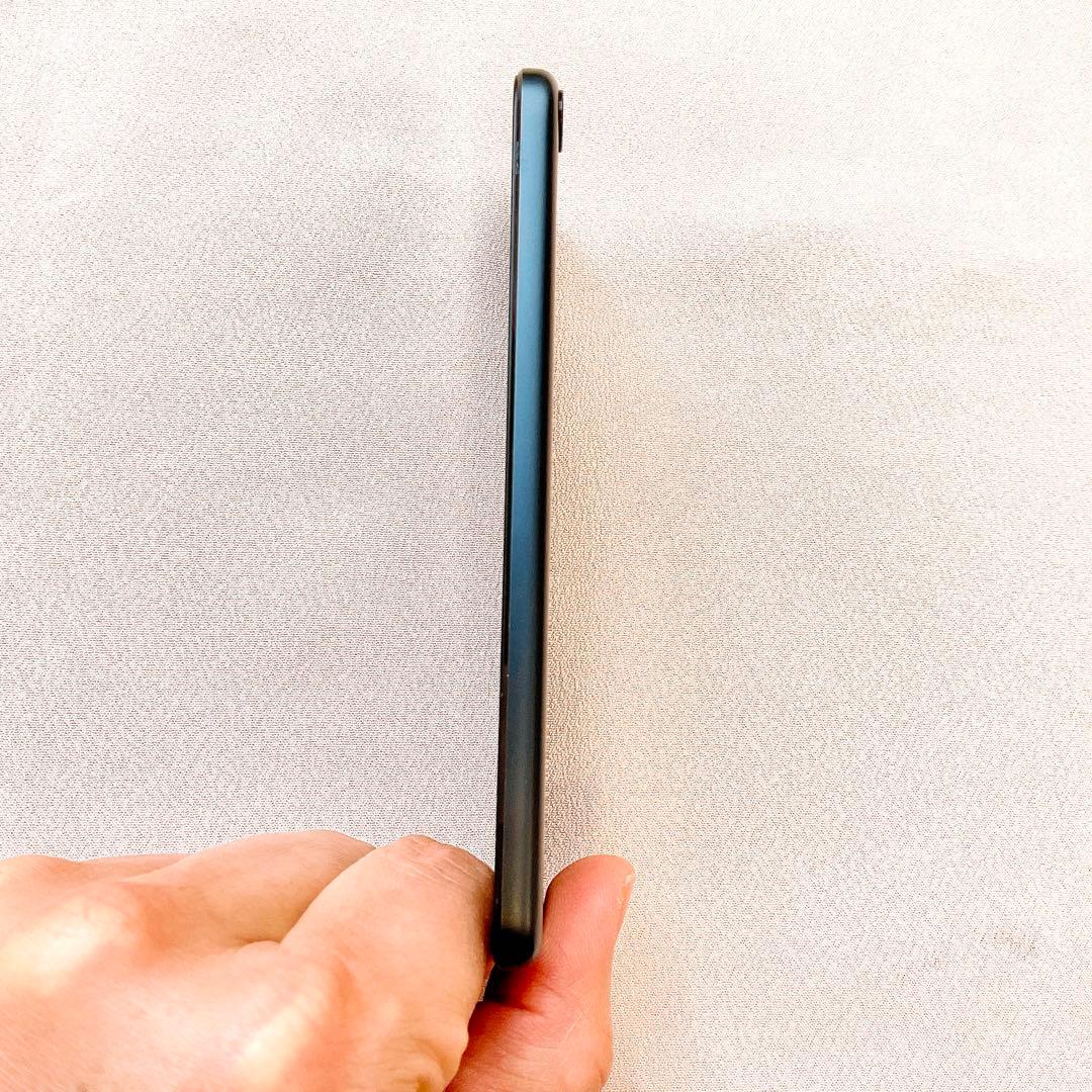 ブラック iPod touch 第5世代 64GB アイポッドApple本体 P