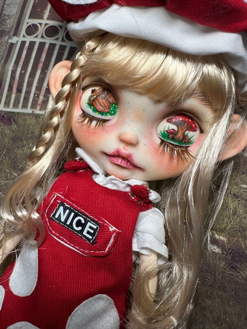 r*k様 アイシードール本体　女の子　アウトフィット付き。毛細血管そばかすっ子
