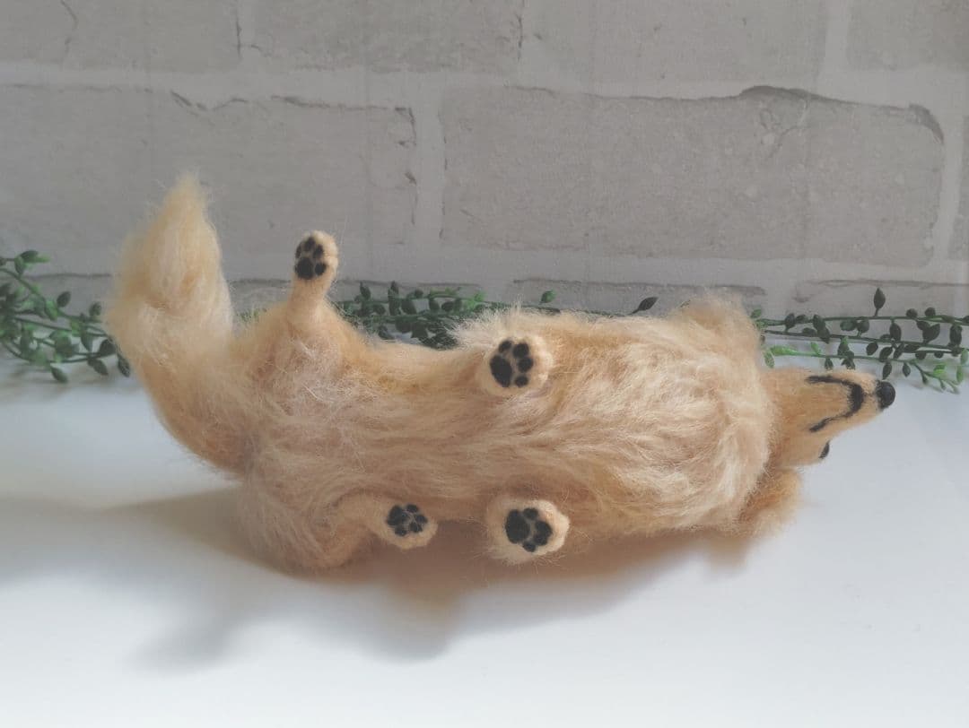 ミニチュアダックス♡クリーム・イエロー・薄めゴールド♡羊毛フェルト☆ハンドメイド