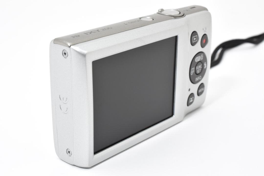 美品　Canon IXY 200 コンパクトデジタルカメラ #694