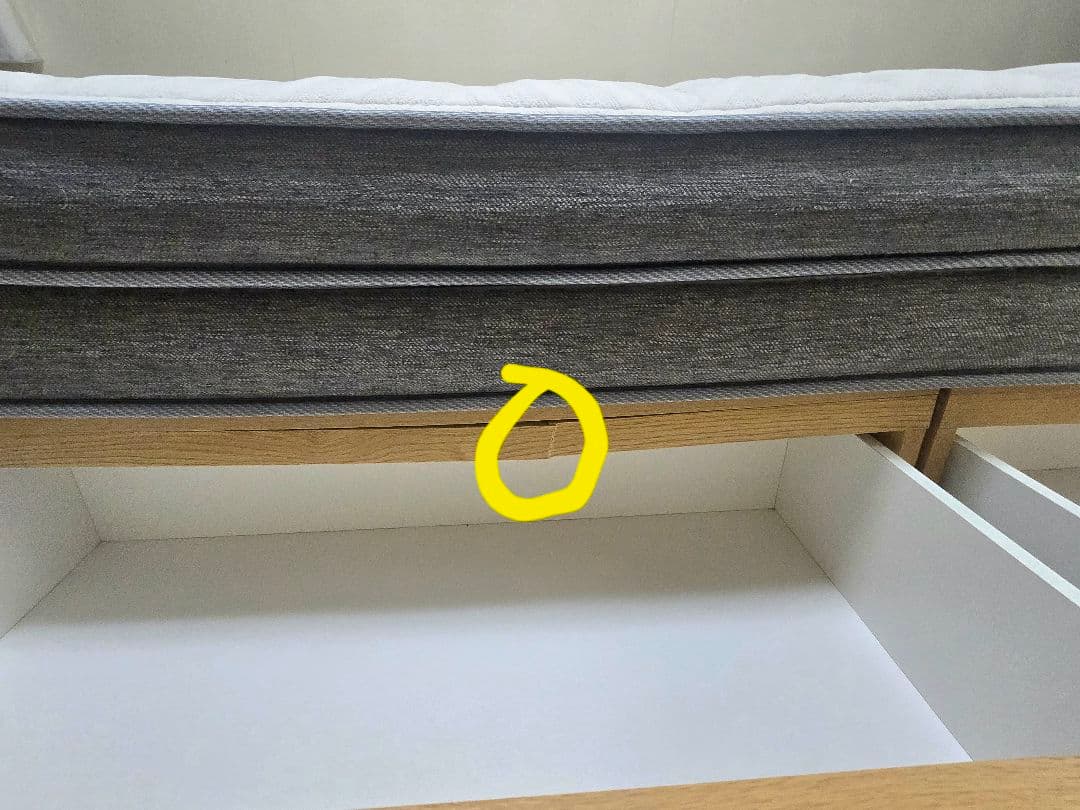 【美品、傷あり】シングルベッドフレーム　マット　セット売り