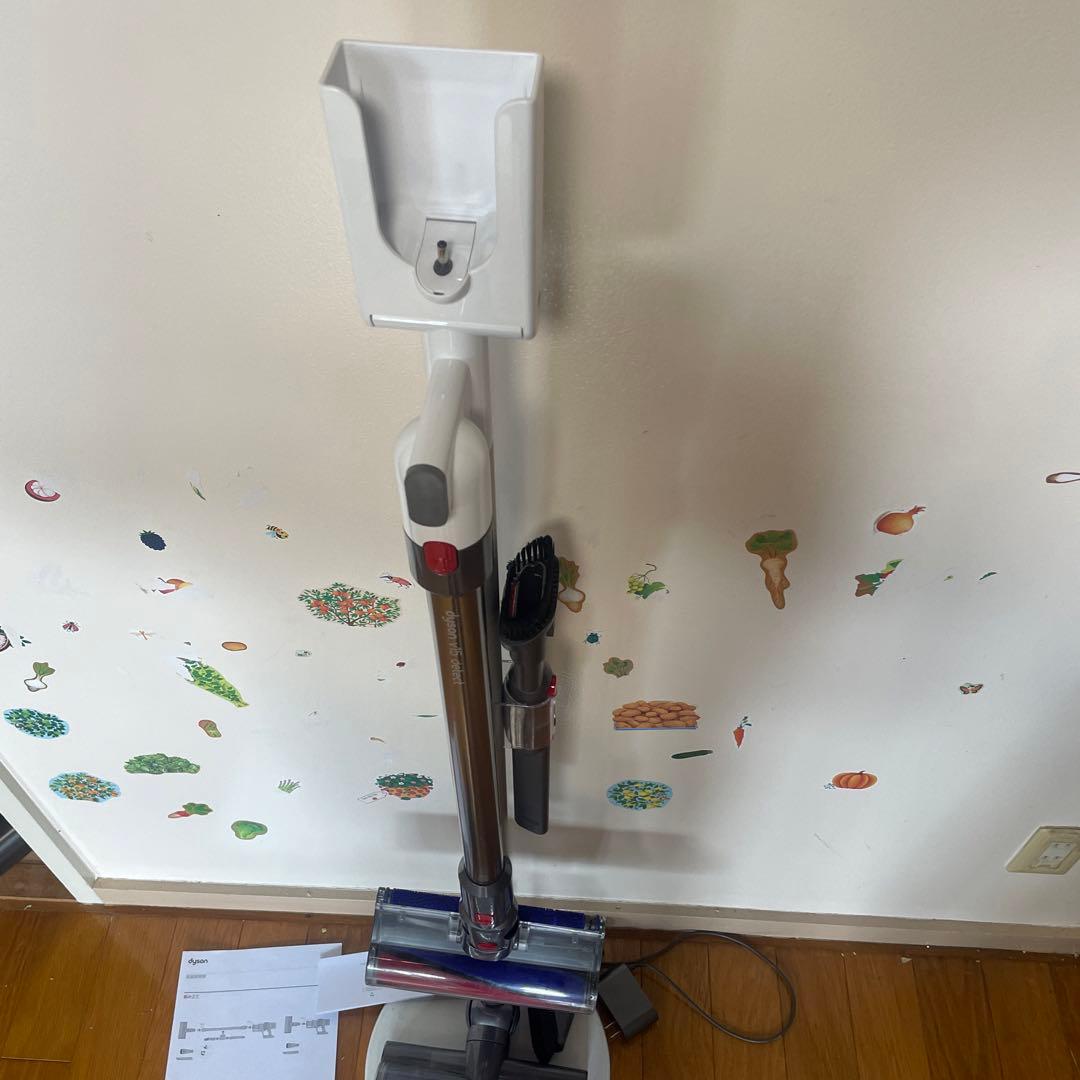 Dyson SV22 V15 Detect の出品です。