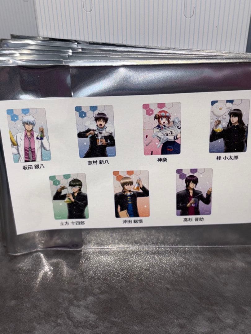 3年Z組銀八先生　缶バッジ　キャラPic 科学の授業　ぷち窓