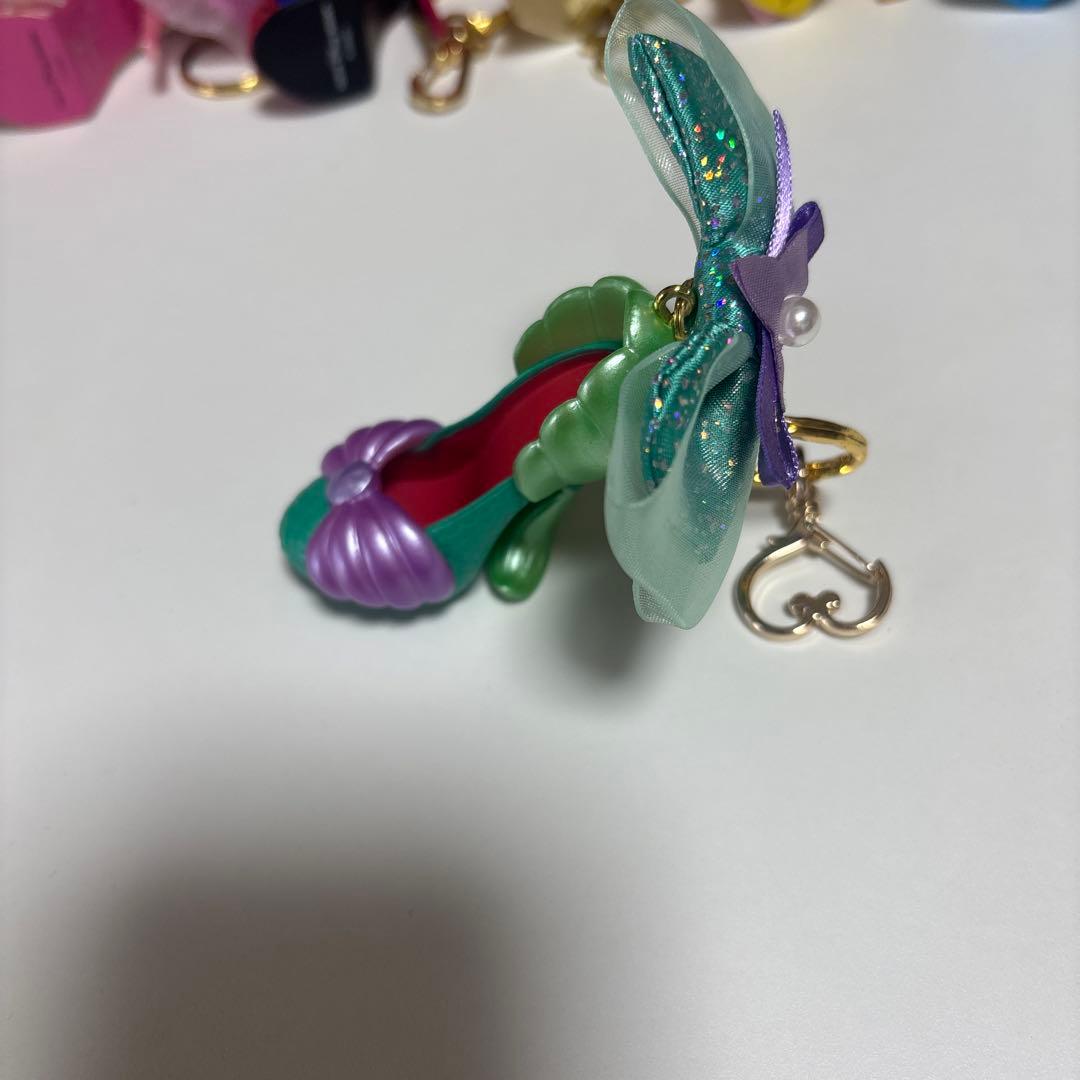 ディズニープリンスハイヒールキーホルダー　6個　オマケ付