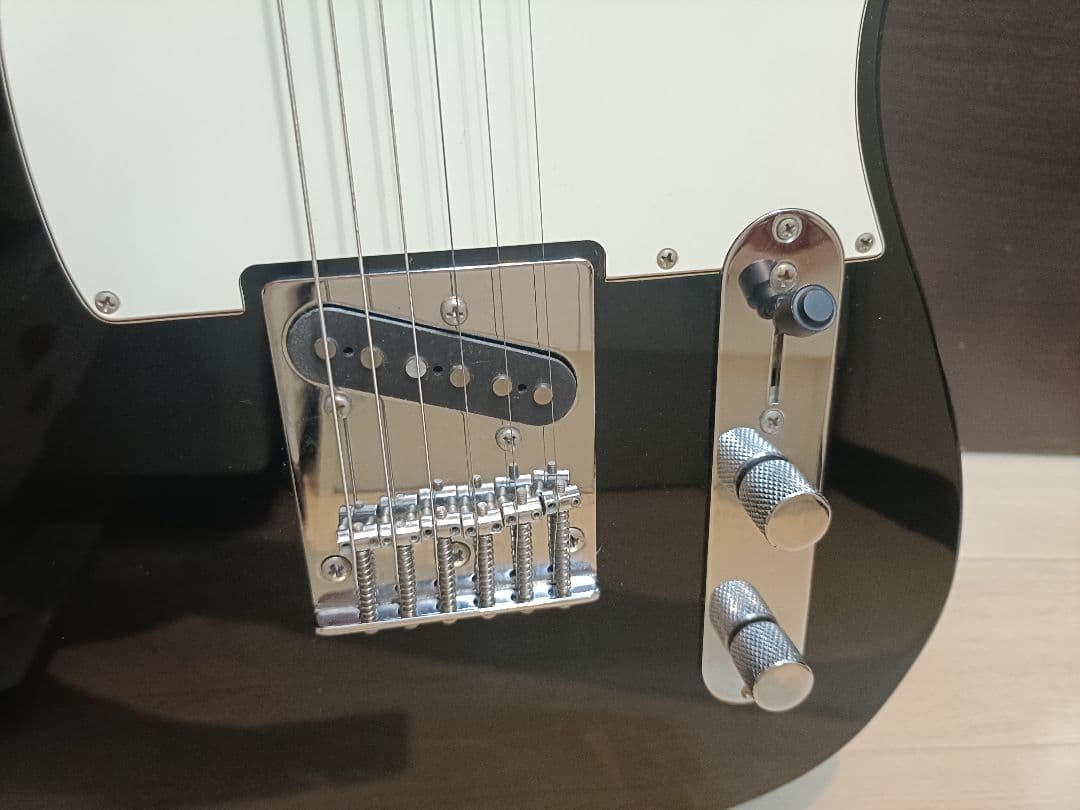 Fender Telecaster ブラック　テレキャスター　シールド　ストラッ