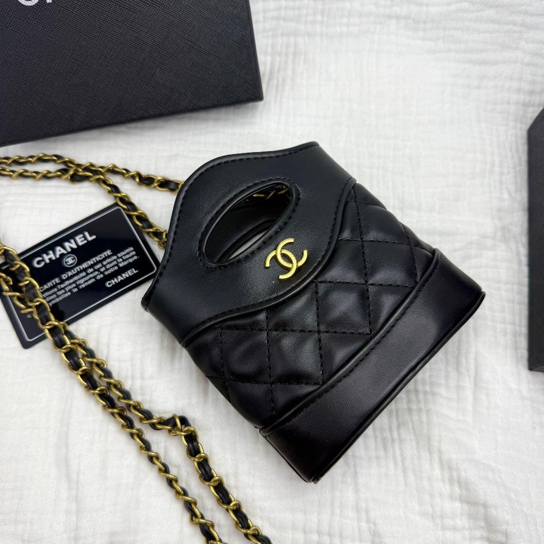 CHANEL シャネル　ショルダーバッグ　ノベルティ