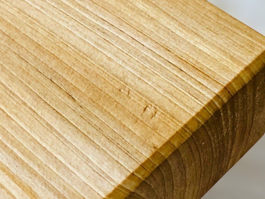 頑丈な踏み台　飾り台　高さ13.5cm ハンドメイド