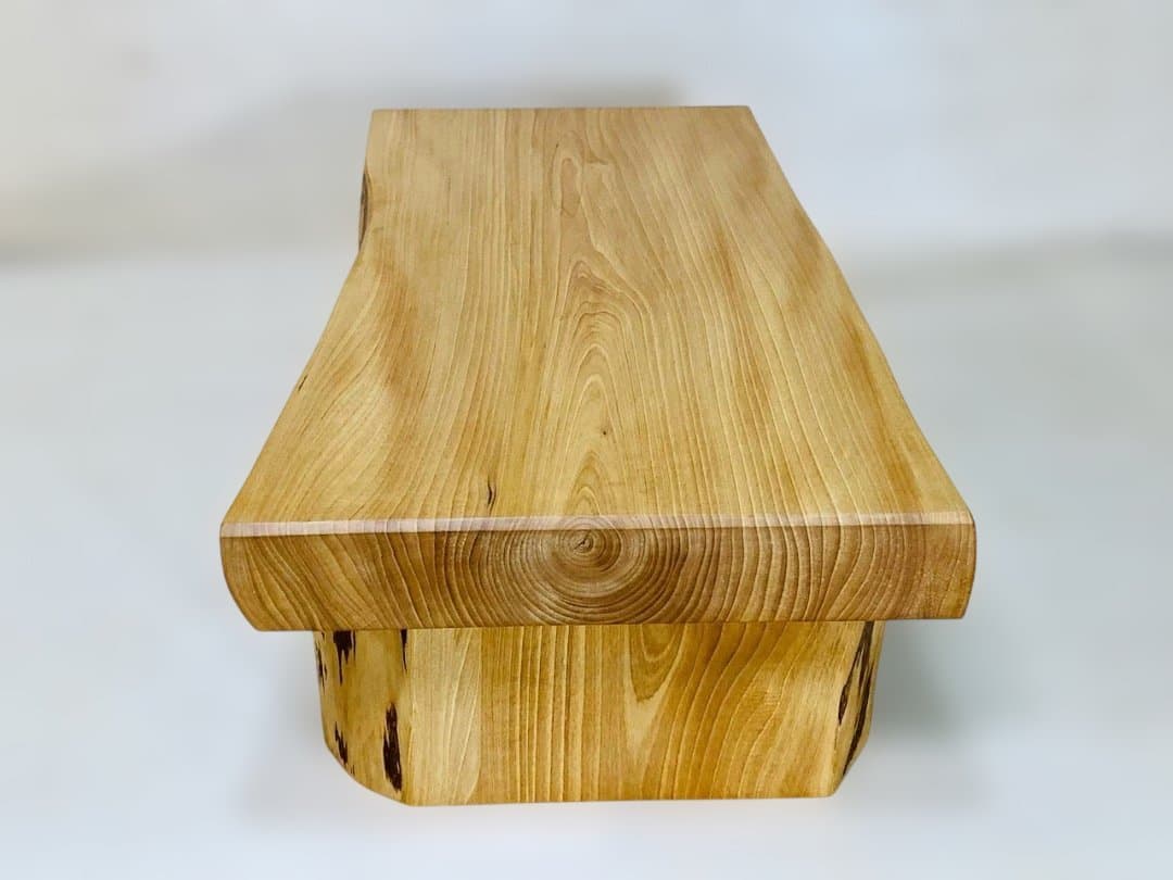 頑丈な踏み台　飾り台　高さ13.5cm ハンドメイド