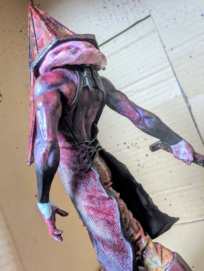 サイレントヒル2 レッドピラミッドシング　リペイントフィギュア