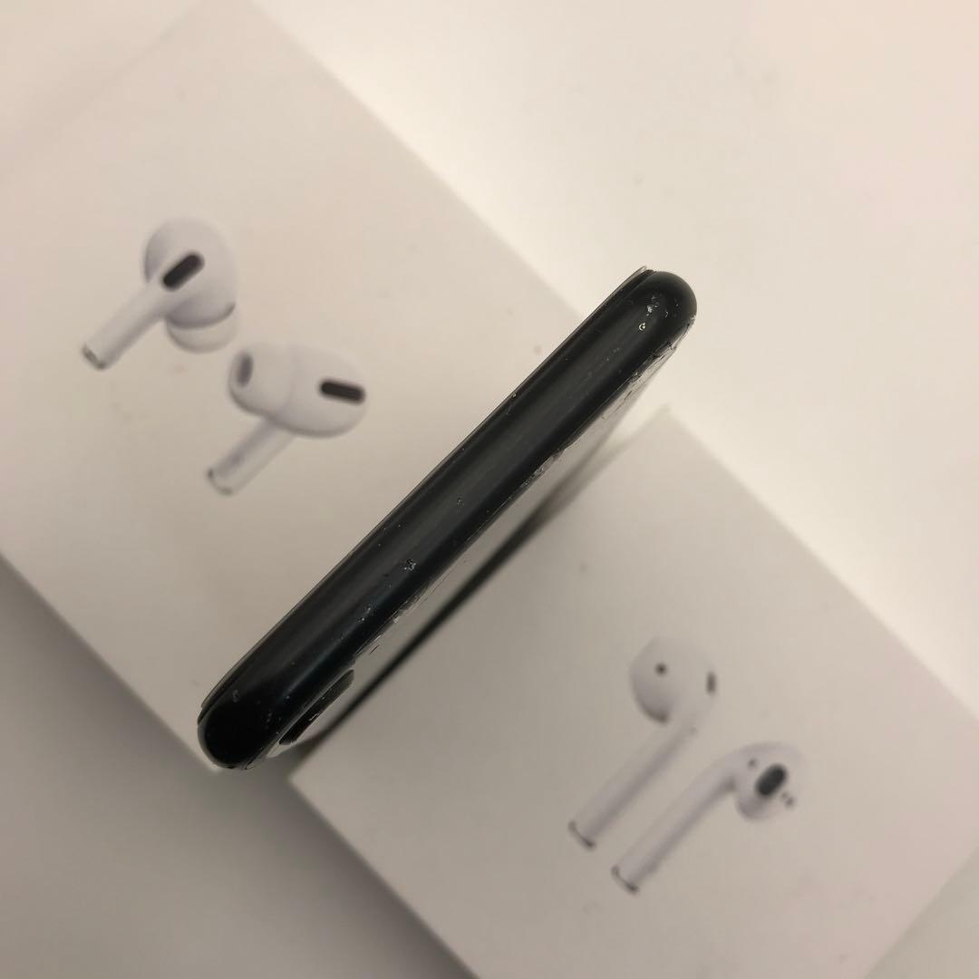 iPhone SE2 64GB 89%ブラック背面割れあり