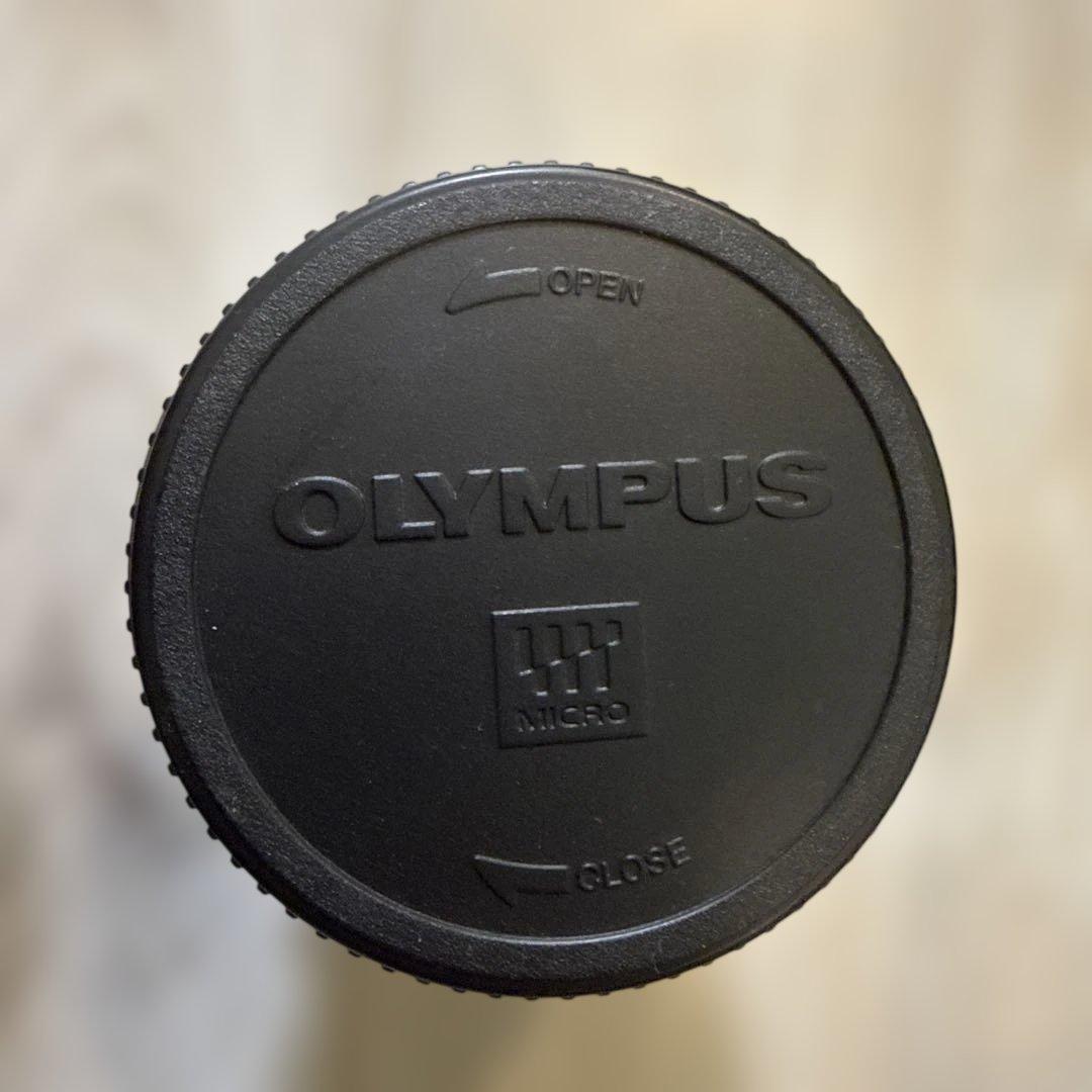 OLYMPUS 45mm f/1.8 レンズ