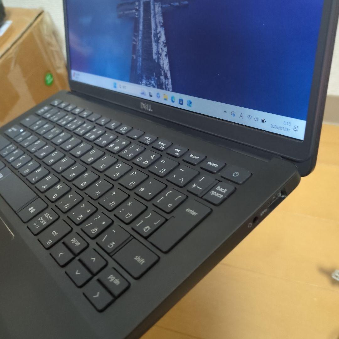 DELL ノートPC i5 8265U Latitude 3301