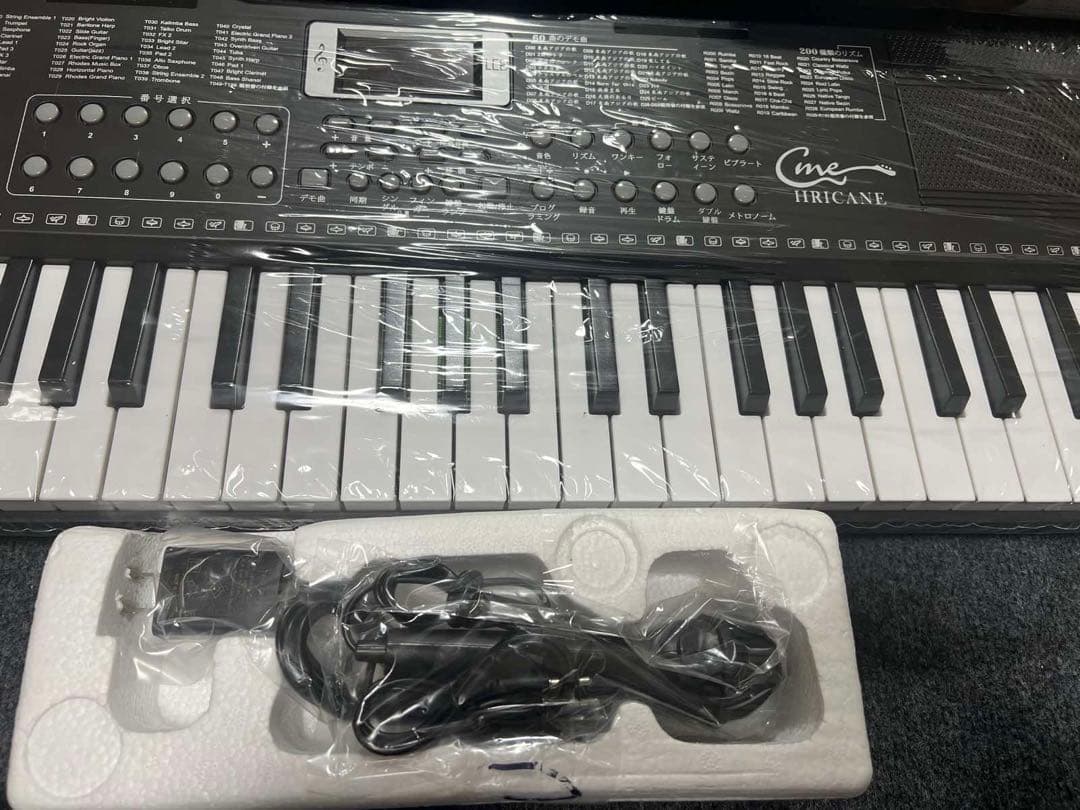 電子ピアノ 61鍵盤