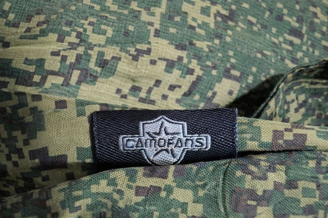 【新品】ロシア軍　デジタルフローラ　パルチザンスーツ 上下セット　M〜Lサイズ