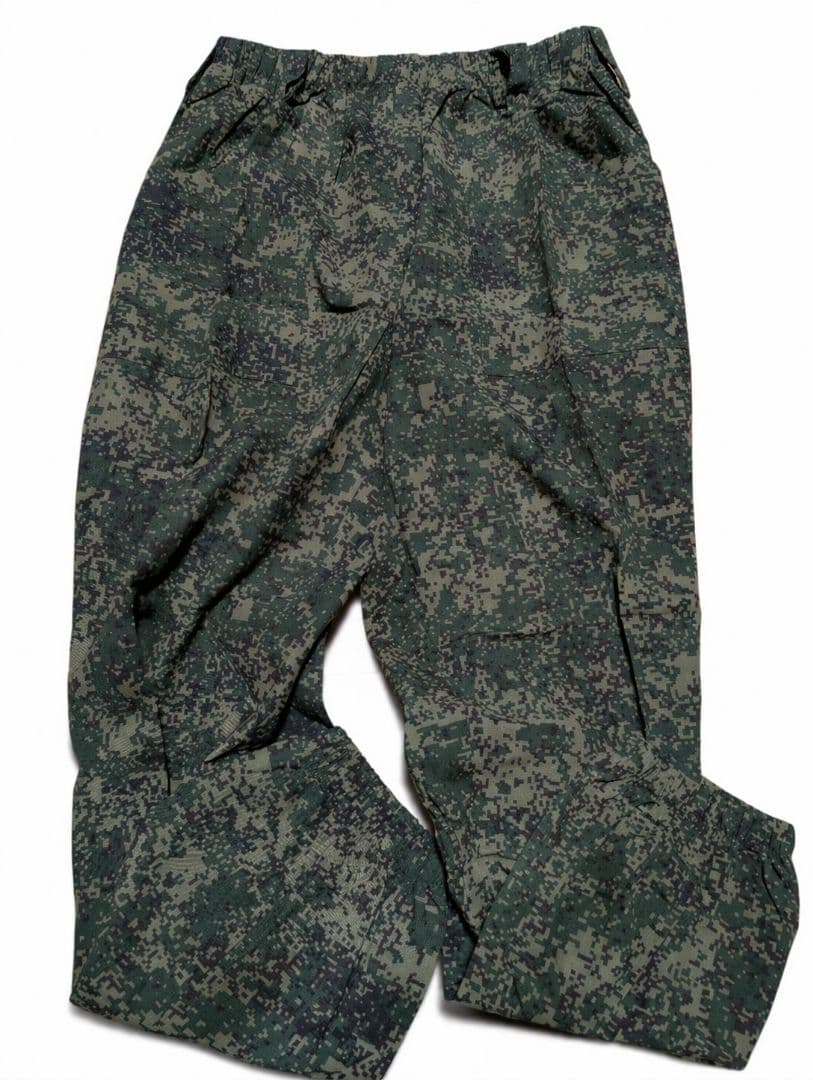 【新品】ロシア軍　デジタルフローラ　パルチザンスーツ 上下セット　M〜Lサイズ