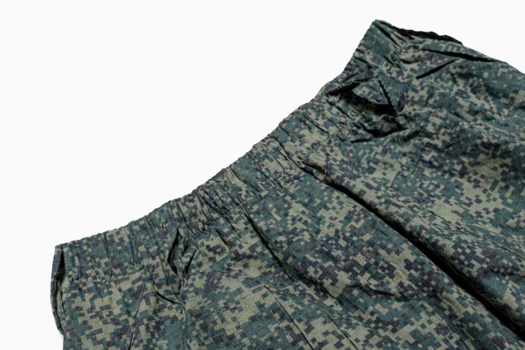 【新品】ロシア軍　デジタルフローラ　パルチザンスーツ 上下セット　M〜Lサイズ