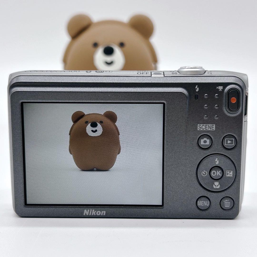 Nikon ニコン COOLPIX A300 シルバー デジカメ 箱付き 極美品