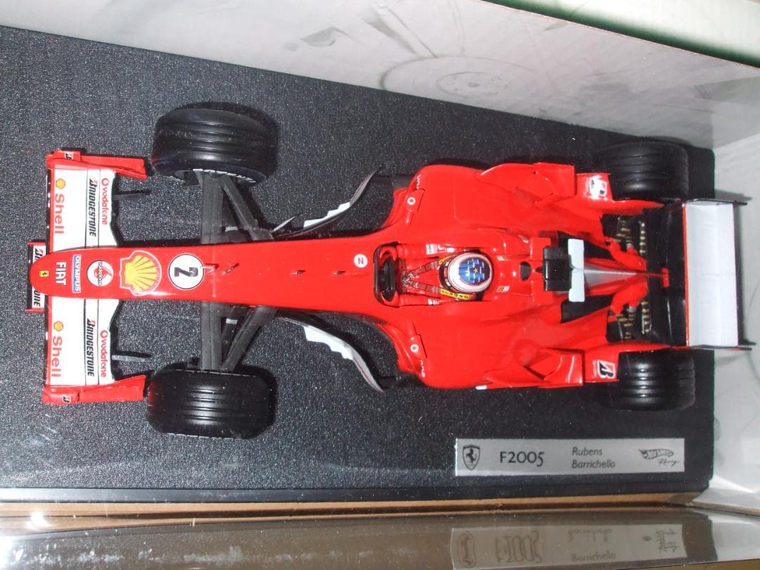 フェラーリ　Ｆ２００５　R・バリチェロ　＃２　マテル　ホットホィール　 １／１８