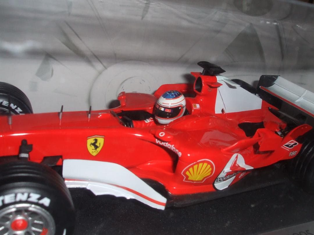 フェラーリ　Ｆ２００５　R・バリチェロ　＃２　マテル　ホットホィール　 １／１８