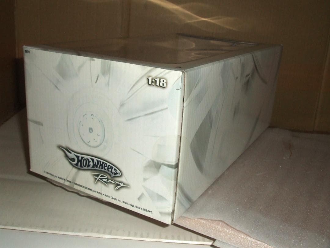 フェラーリ　Ｆ２００５　R・バリチェロ　＃２　マテル　ホットホィール　 １／１８