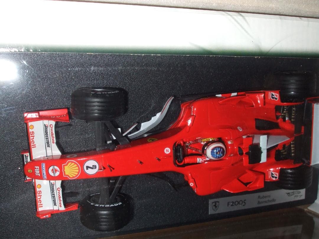 フェラーリ　Ｆ２００５　R・バリチェロ　＃２　マテル　ホットホィール　 １／１８