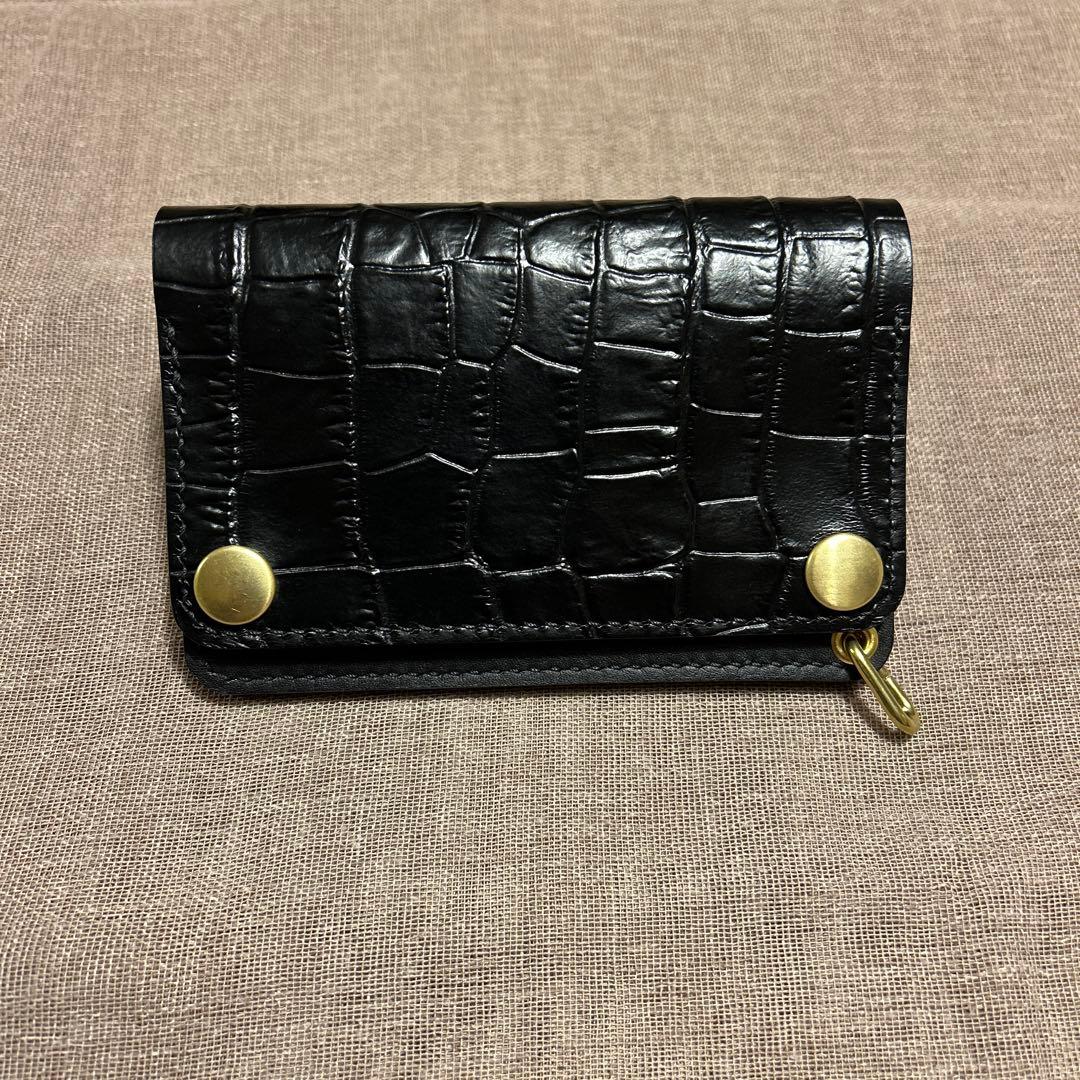 トラッカーウォレット　牛革クロコ型押し　2つ折り財布　ミドルウォレット　薄型