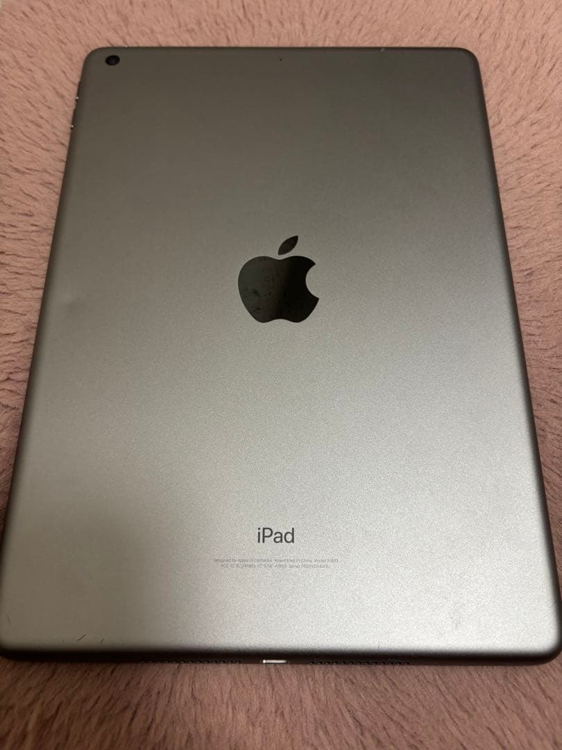 Apple iPad 第6世代　スペースグレー
