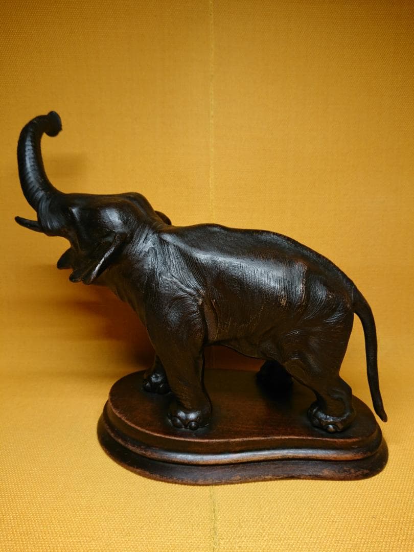 ゾウ　象　金属　ブロンズ像　置物　インテリア　工芸品　美術品　A2522