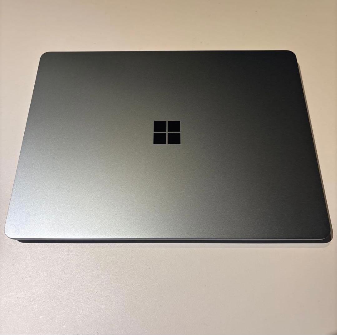 ほぼ新品 Surface Laptop 13 X Plus 16GB 512GB