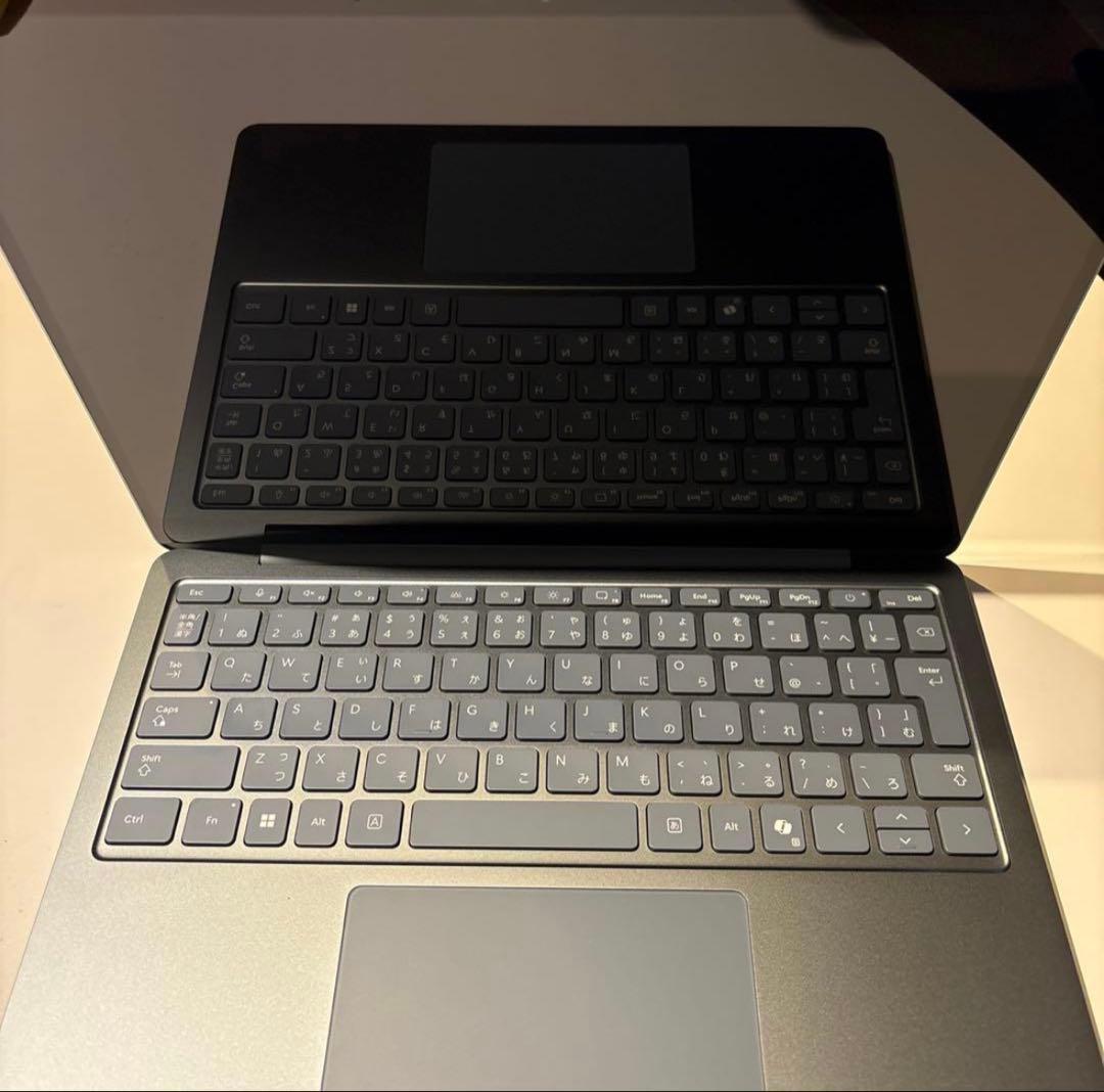 ほぼ新品 Surface Laptop 13 X Plus 16GB 512GB