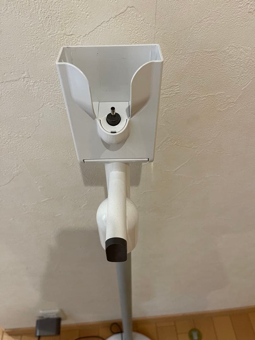 Dyson SV18 digital slimコードレス掃除機 各種ノズル付き