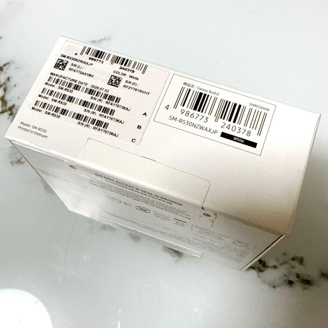 SAMSUNG　Galaxy Buda3