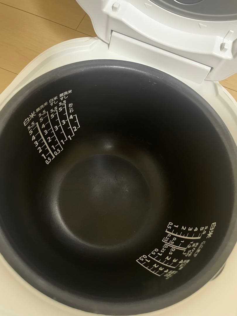 TOSHIBA 東芝 IHジャー炊飯器 RC-10HR 5.5合 2024年製