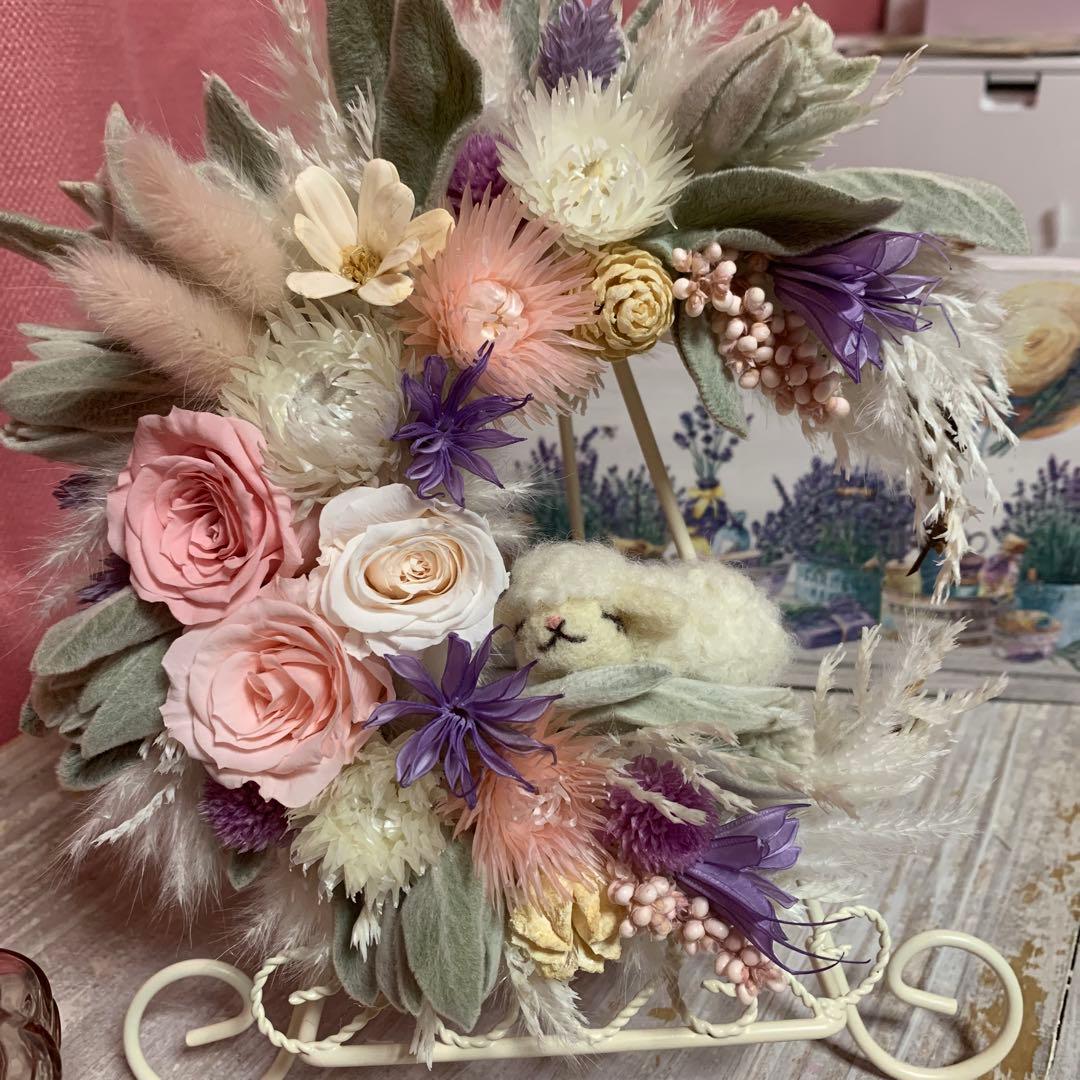 プリザーブドフラワー♡お昼寝メェちゃんのリース